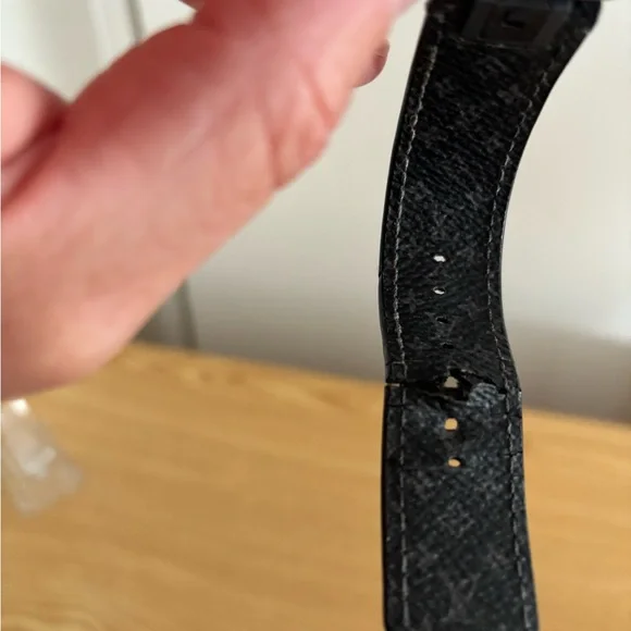 Used Louis Vuitton Tambour Eclipse Quartz Watch - Picture 5 of 7